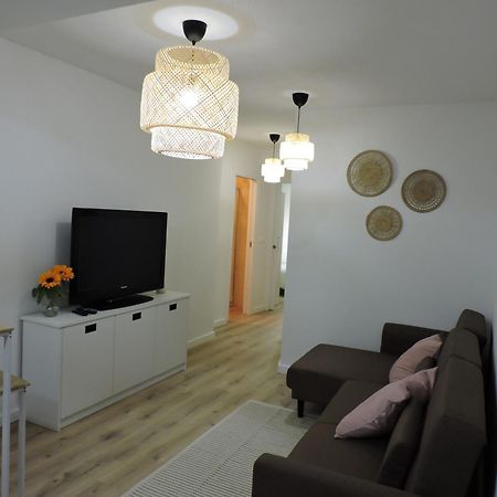 Apartamentos Dona Elena I Padron Luaran gambar