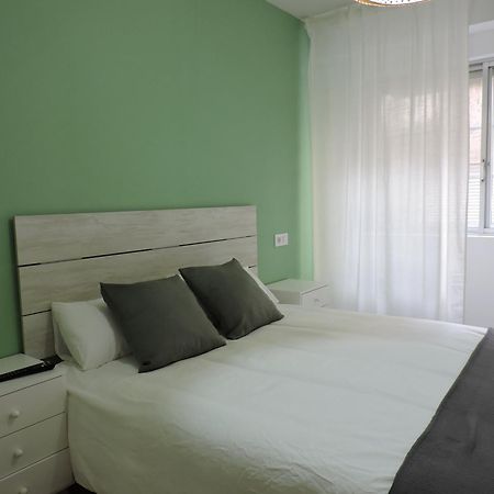 Apartamentos Dona Elena I Padron Luaran gambar